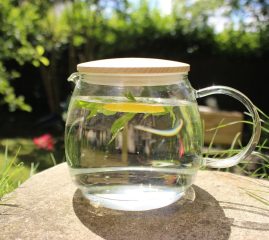 Tisane_au_citron_:_découvrez_ses_multiples_bienfaits_pour_la_santé
